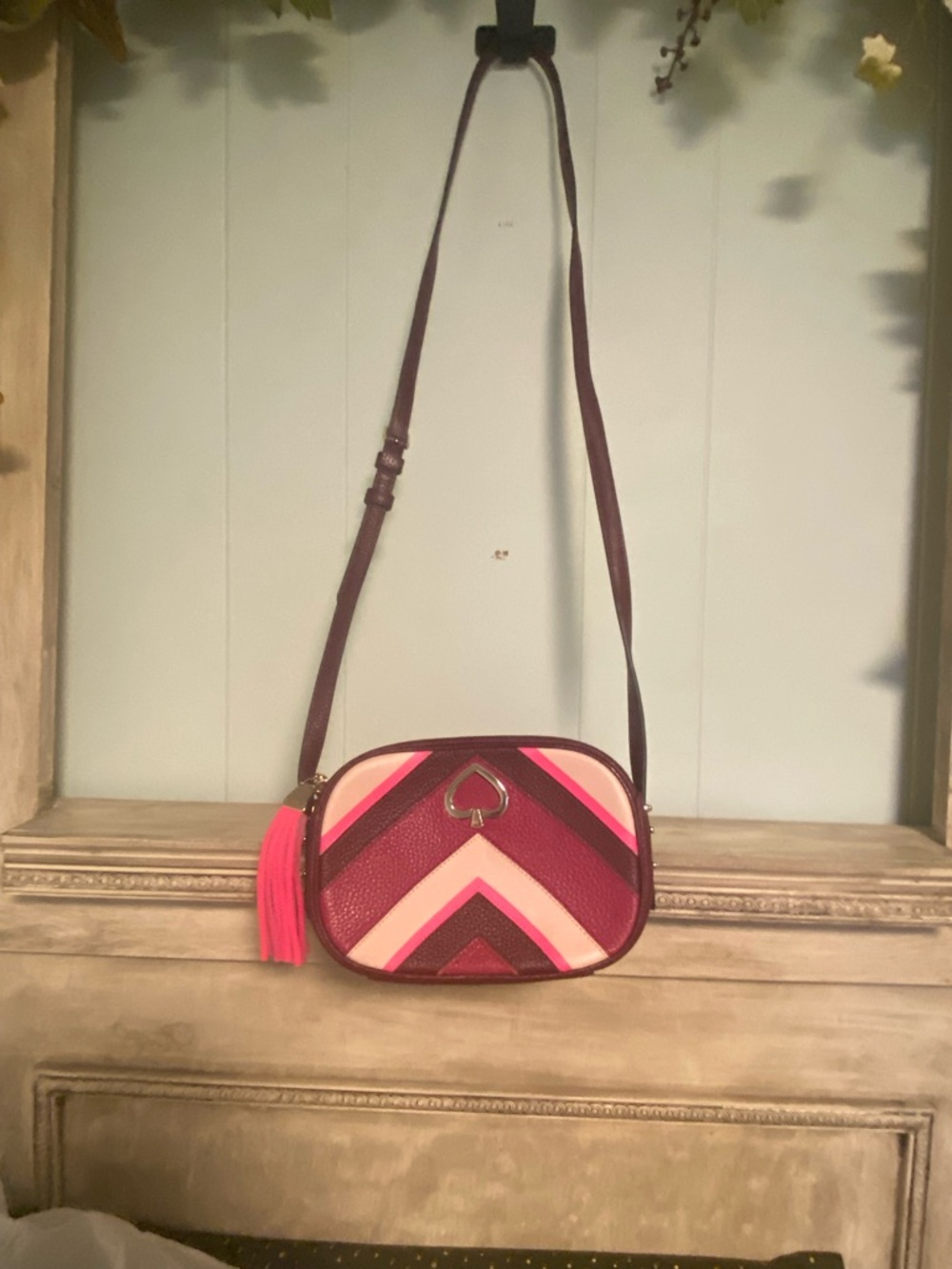 EUC kate spade Chevron Colorblock Leather Crossbody Burgundy and Pink. Callout - Picture 3 of 11